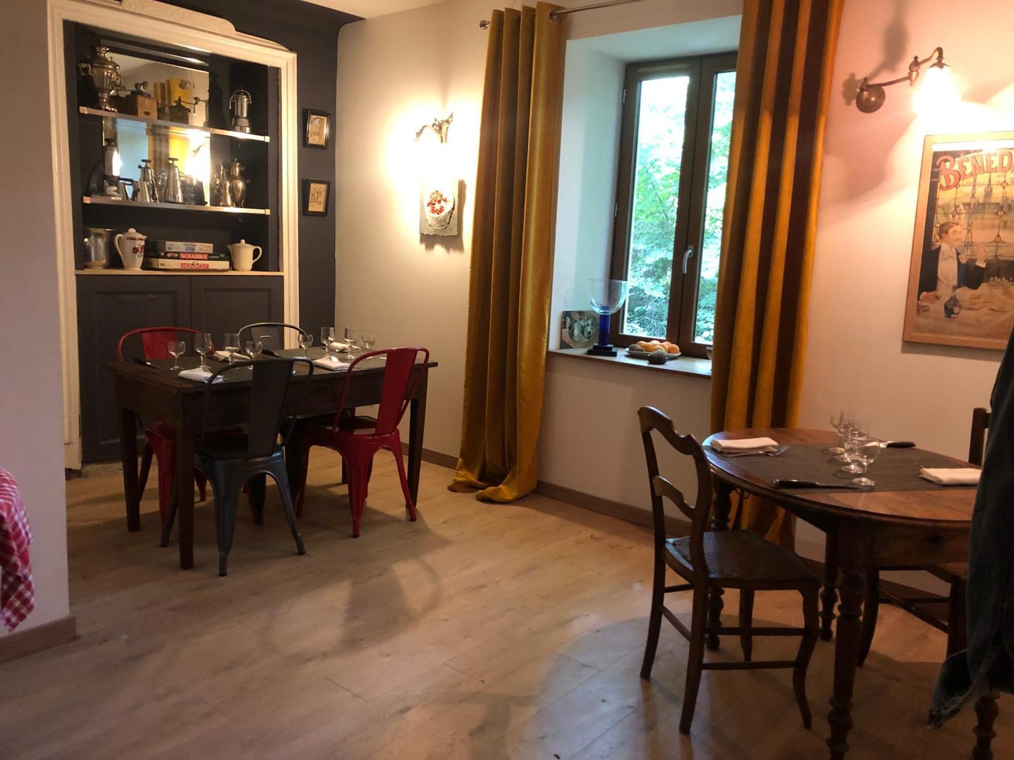 Chambre Sur Une Ile Saint-Bonnet-de-Rochefort エクステリア 写真